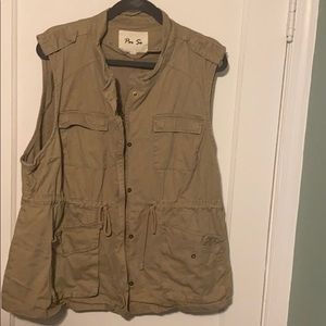 Tan utility vest Per Se XL
